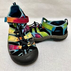KEEN Unisex-Child Newport H2 Closed Toe Water Sandal size 4 in Tie Dye​​​​​